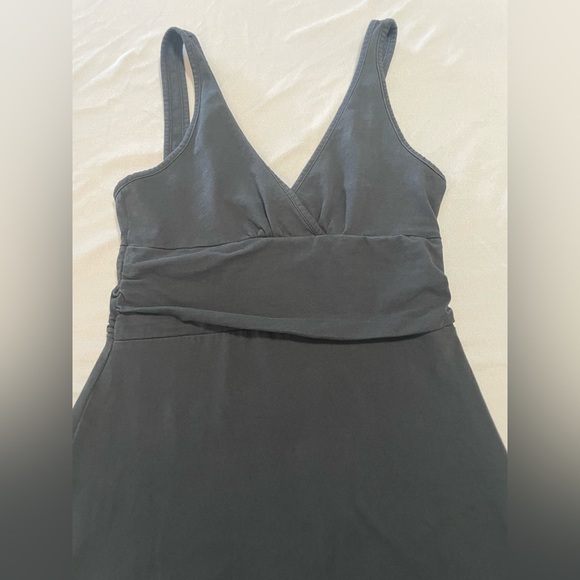 Patagonia 👗Classic Black V-Neck Mini Dress, size Small 95% Organic cotton - Picture 5 of 9
